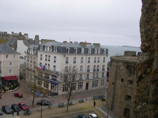  Hôtel intra-muros